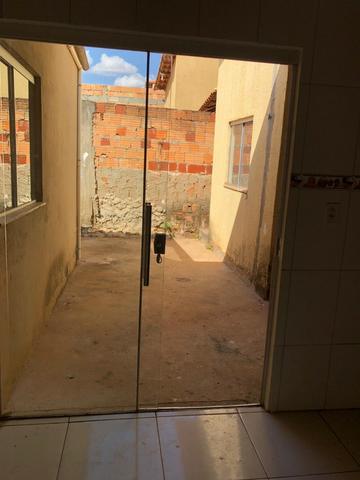 Vendo Excelente casa de 4 quartos, sendo 1 suíte, na entrada da Cidade Ocidental - Foto 4