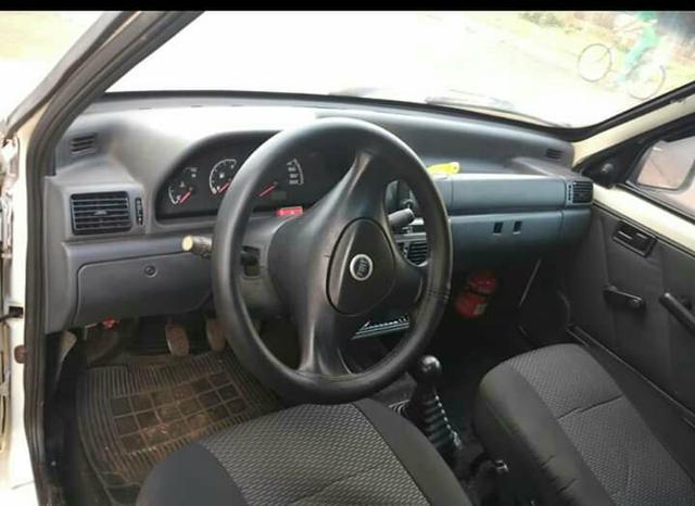 !!!! vendo ou troco bem abaixo da fipe ???troco por golf ou stilo q seja no valor - Foto 5