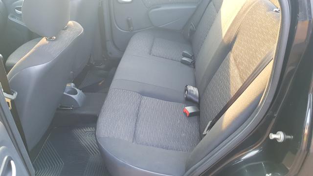 Renault Logan Exp 2011 - Foto 4