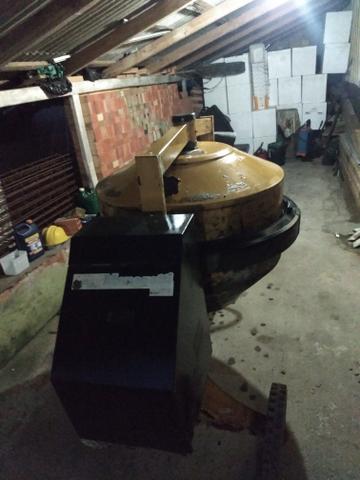 Reparo de torneira 400 l menegotti com motor 110/220 2cv semi-nova