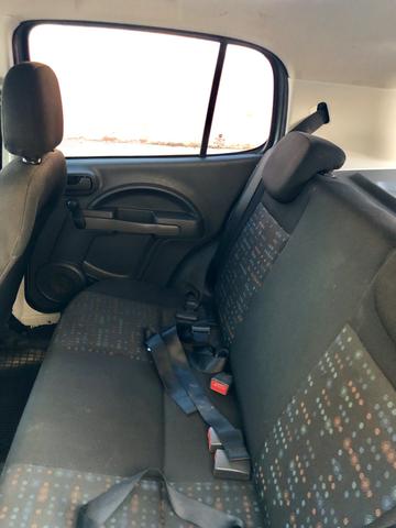 Fiat Uno Vivace 1.0 2013/2014 - Foto 8