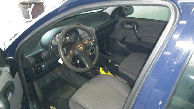 Corsa Classic Sedã 1.0 Flex, em ótimo estado de conservação - Foto 14