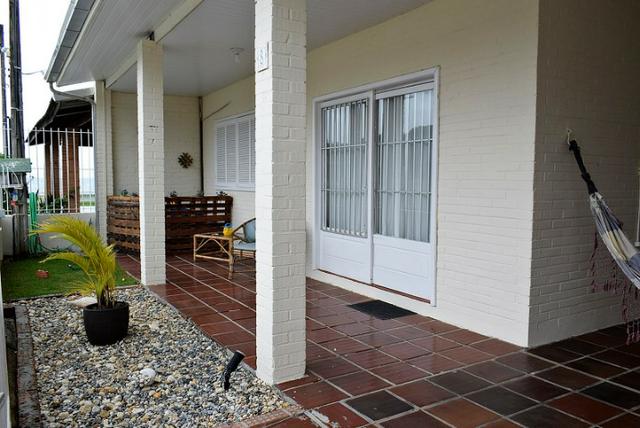 Casa com ar condicionado e WI-FI, a 15 m do mar na Praia da Ilhota, Itapema - Foto 3