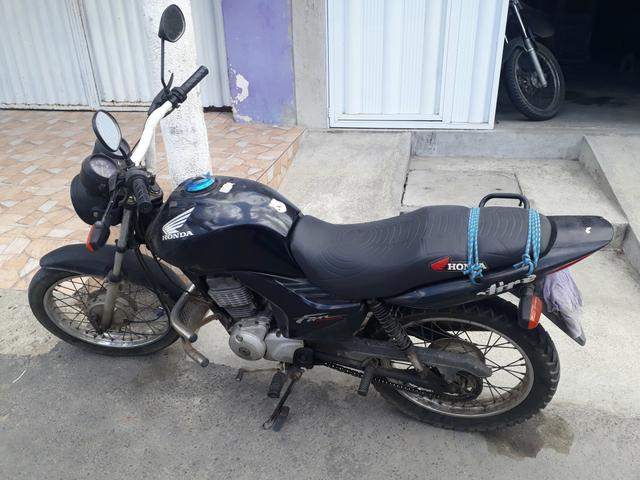 Vendo uma Moto Fan 125 ano 2012 e 2013