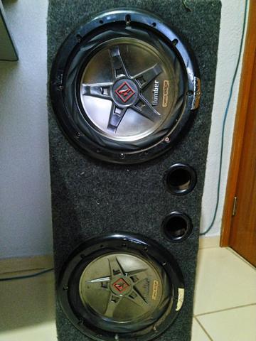 Caixa de grave bomber