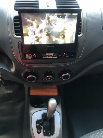 Grand Siena Essence Dualogic 1.6 2014/2015 - Foto 8