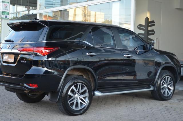 Hilux SW4 SRX 2.8 - 7 Lugares - 43 Mil Km - Revisões em Concessionária - Foto 8