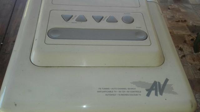 Vendo TV antiga