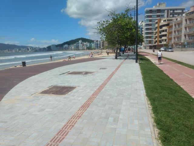 Apartamento 03 Quartos_ Prédio Frente mar _ Apto lateral _Vista para o mar - Foto 6