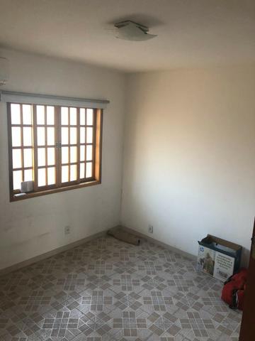 Casa 3 quartos 2 suítes Área externa atrás com mais 3 cômodos - Foto 14