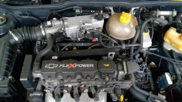 Corsa Classic Sedã 1.0 Flex, em ótimo estado de conservação - Foto 6