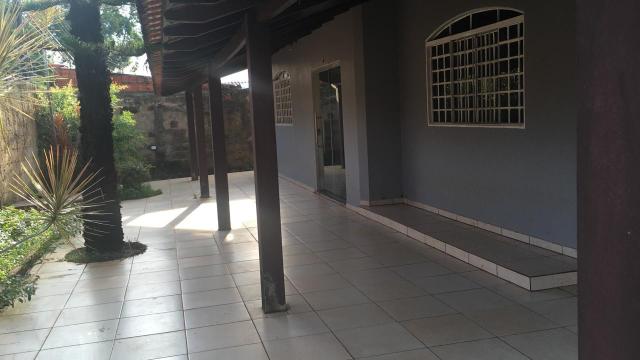 Troco casa 3 qts, suíte, laje St de Mansões de Sobradinho, por Sobradinho II - Foto 2
