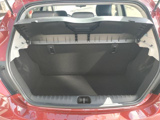 GM - Chevrolet Onix LT 1.0 - Foto 17