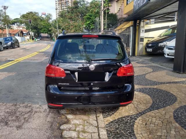 Spacefox Sportline 2012 preta 1.6 flex - Foto 6