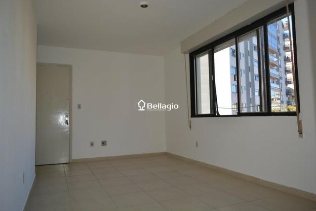 Apartamento 2 dormitórios com garagem - Foto 2