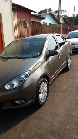 Grand siena 1.6 essence com piloto automatico - Foto 3