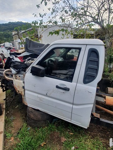 cabina bramont mahindra 2013 portas teto 2.2