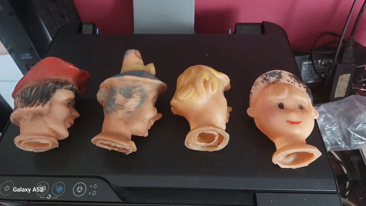 Bonecos antigos para restauro 