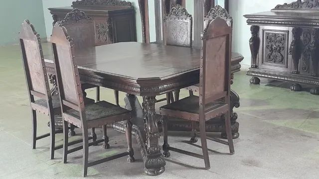 Mesa de madeira nobre com 6 cadeiras - Foto 3