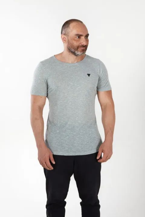 Camiseta Básica Unisex Rebell Verde