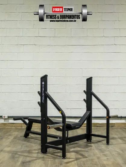 Supino reto Movement linha Edge usado