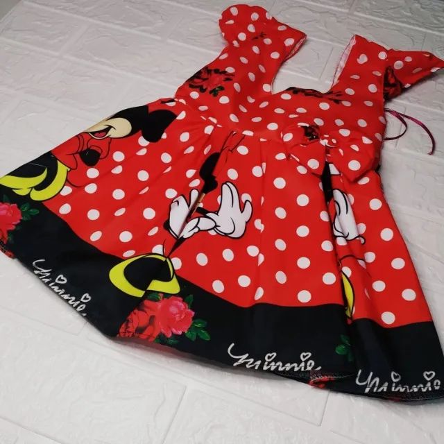 Vestido Rodadoo Personagem Miniee Infantil Veste 1 E 2 Anos
