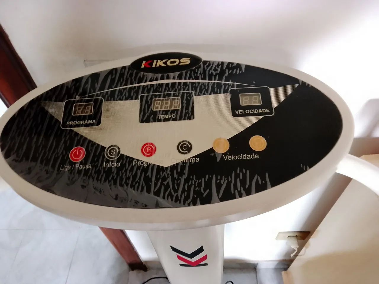 Plataforma vibratória para exercícios físicos. - Foto 3