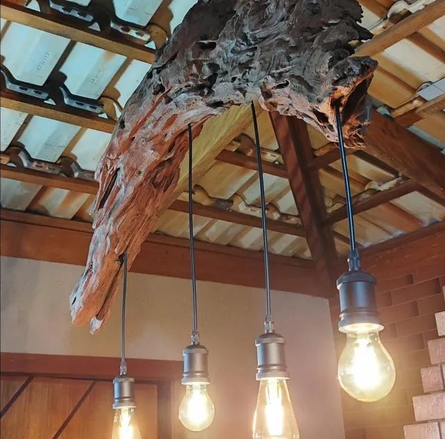 Luminária Lustre de Madeira Maciça (Novo)