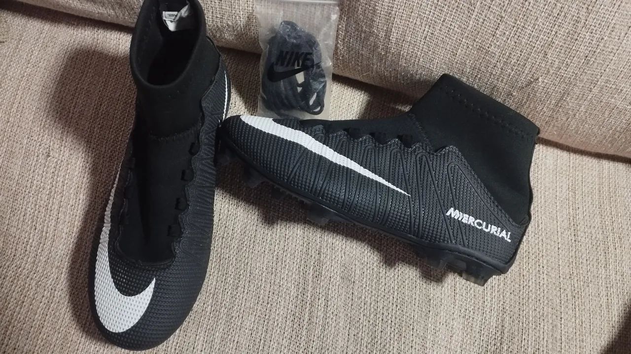 Chuteira pra Campo de Grama Nike Mercurial Praticamente Nova (Tamanho 41)R$:150 Reais - Foto 6