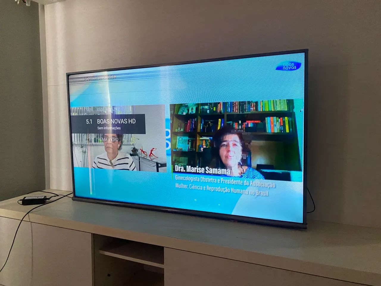 TV Smart TCL 60? com defeito na tela