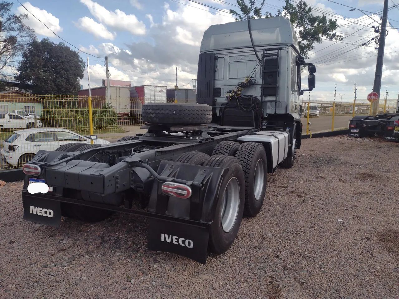 Iveco Stralis 440 6x2 - automático - ano: 2014 - Foto 3