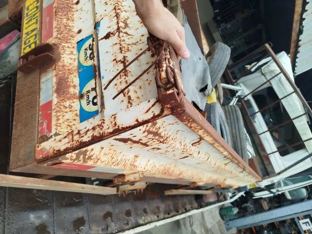 Carroceria de Ferro Caminhão 3/4 3,7m x 2,1m - Foto 2