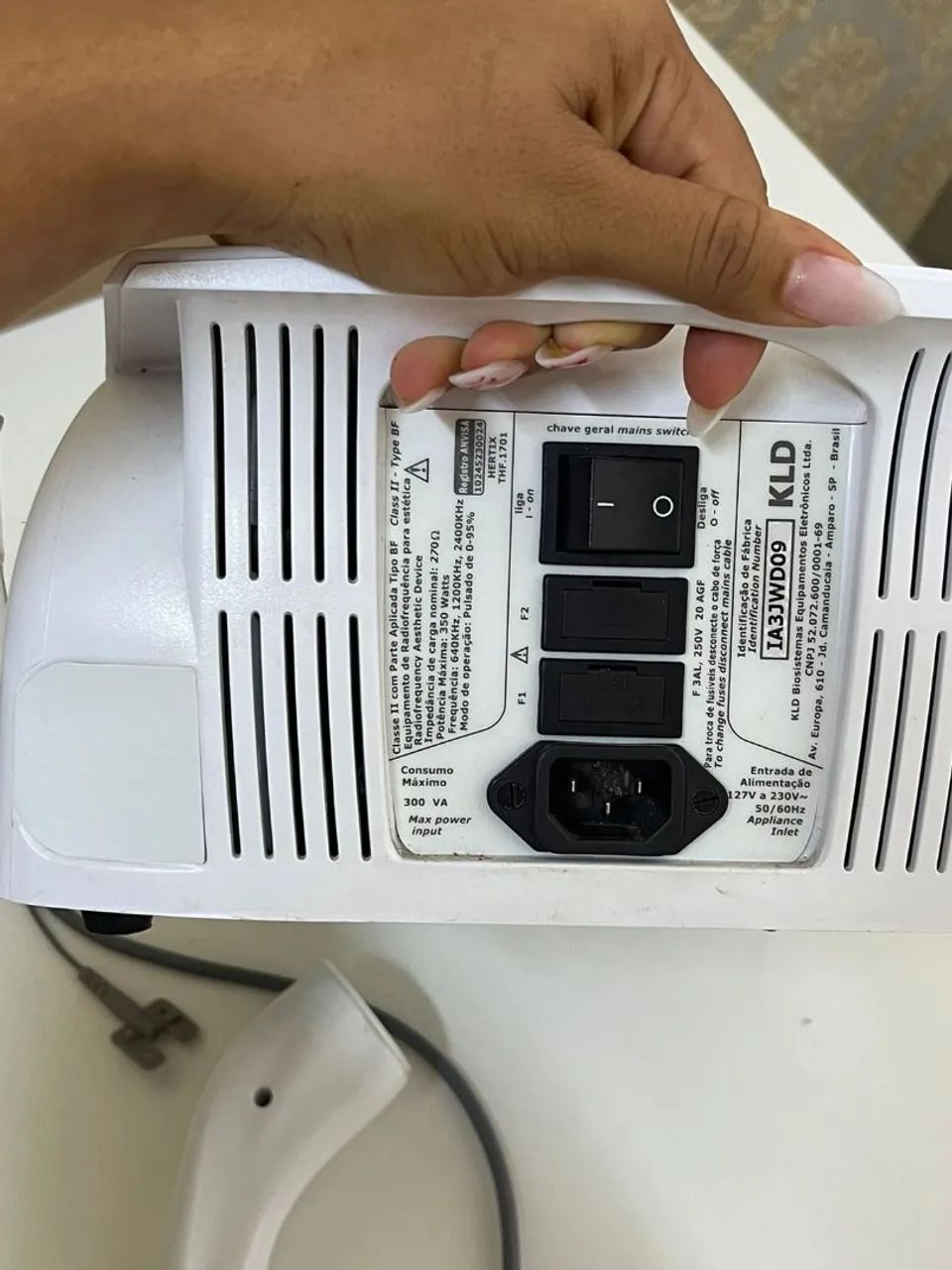  Rádio frequência HERTIX para Estética Facial e Corporal - Foto 3