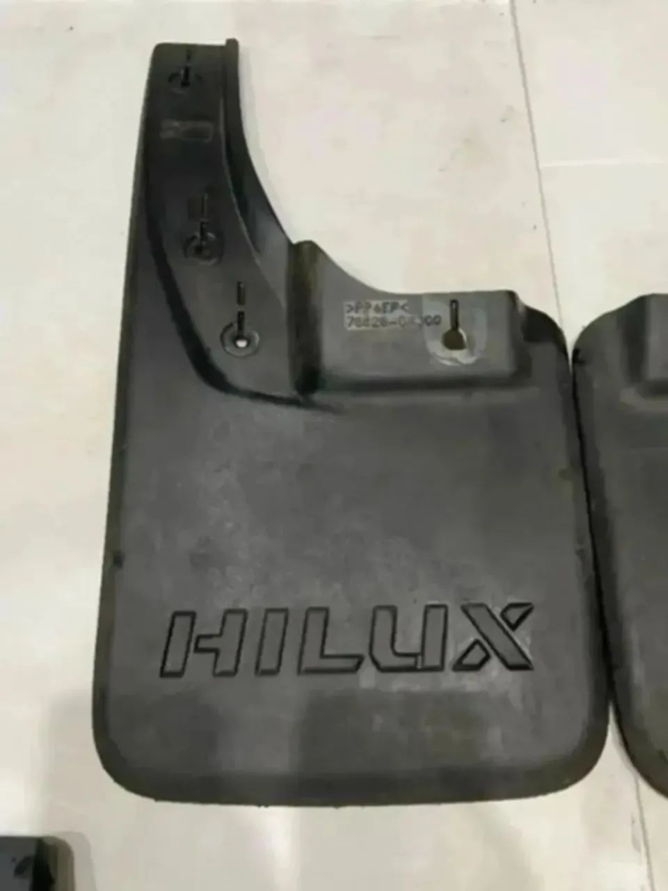 Para-Barro Externo p/ Hilux Original Seminovo (Aceito Cartões, Pix, Dinheiro) - Foto 3