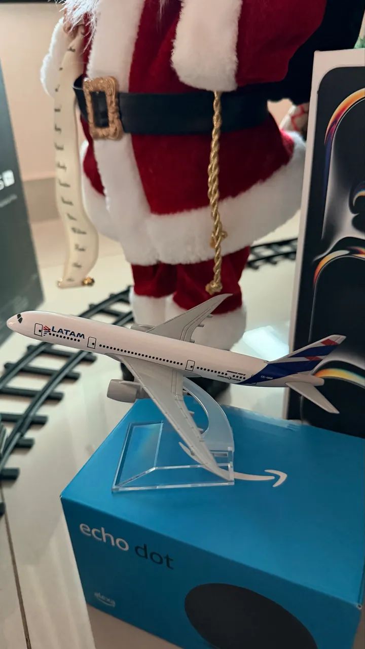 Miniatura de avião LATAM 1/500 - Foto 2
