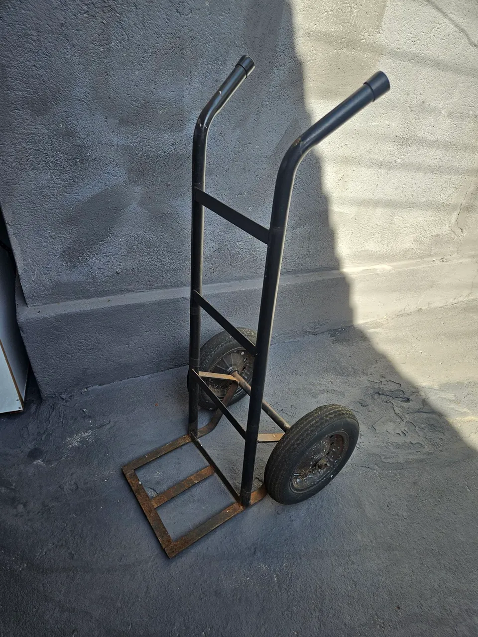 Carrinho de Carga Reforçado - Ideal para Transporte