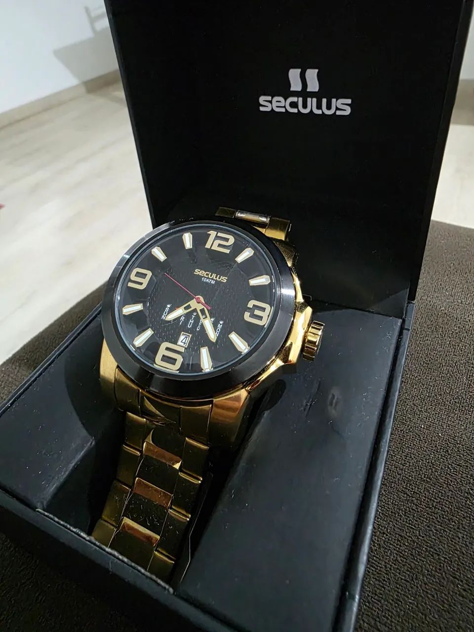 Relógio de Punho Dourado Seculus