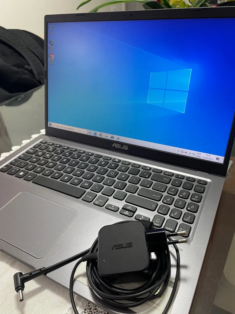 Notebook Asus SSD|Win10|4GB RAM
