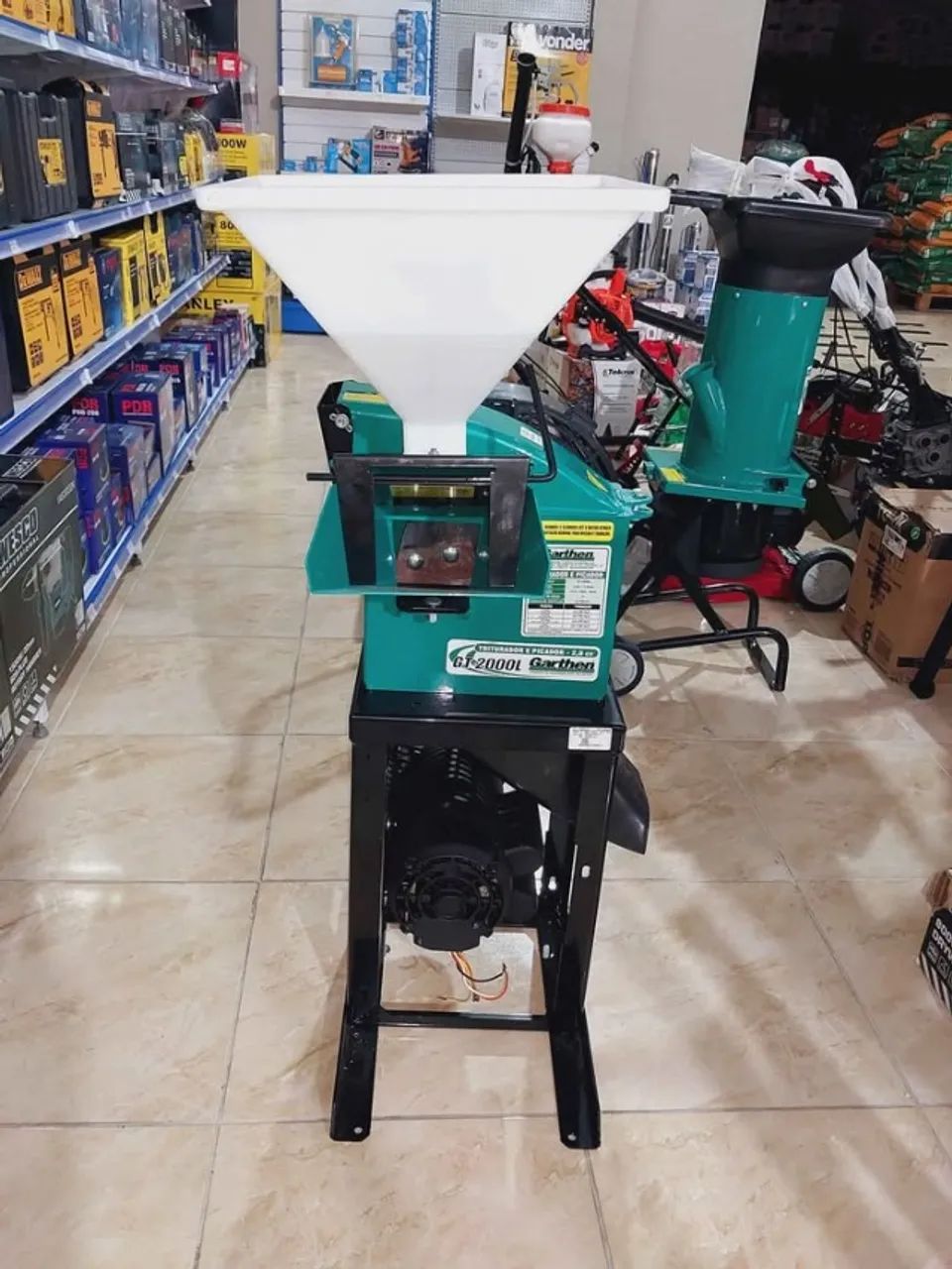 Forrageira Triturador Monofásica 2.0hp Motor de Correia C/ Peneiras - Garthen (Loja) - Foto 2
