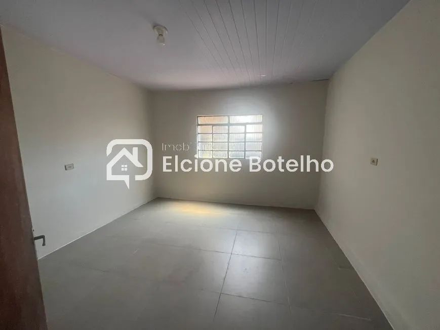 Casa para aluguel de aprox. 150 m², com 3 quartos, no bairro Jaraguá - Uberlândia - MG