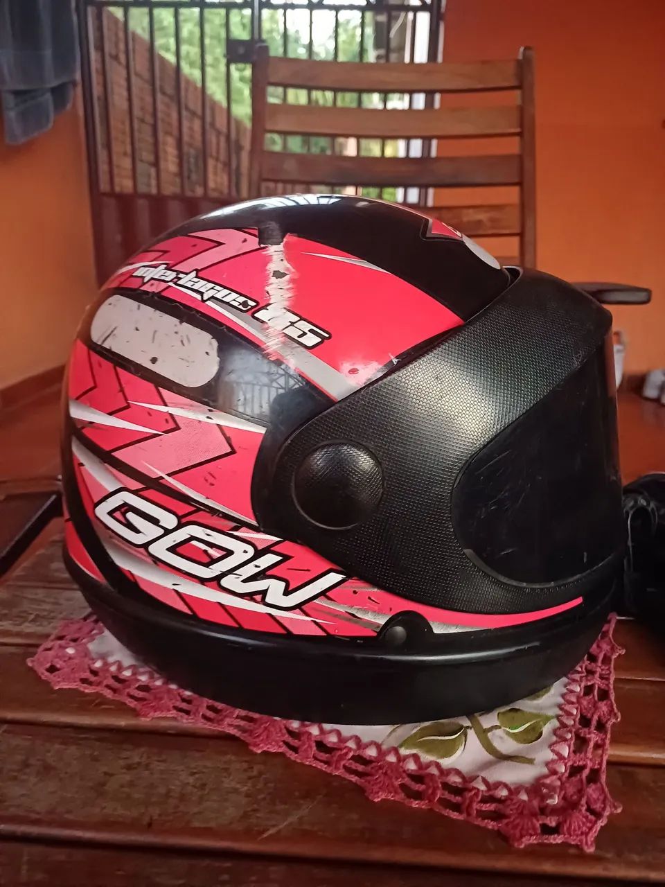 Capacete GOW Interlagos 85 - Rosa e Preto - Foto 3