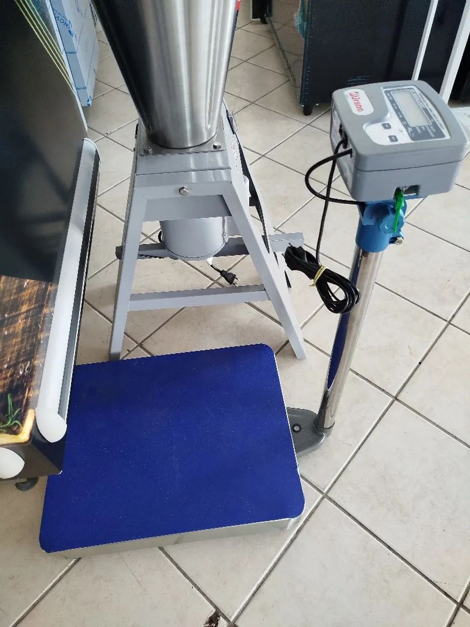 R1 Balança de conferência plataforma até 150kg Urano