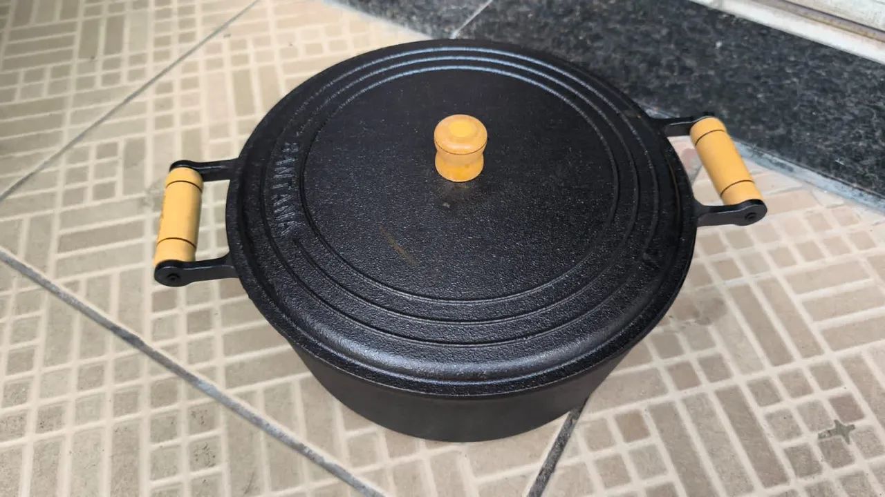 Panela de ferro fundido 