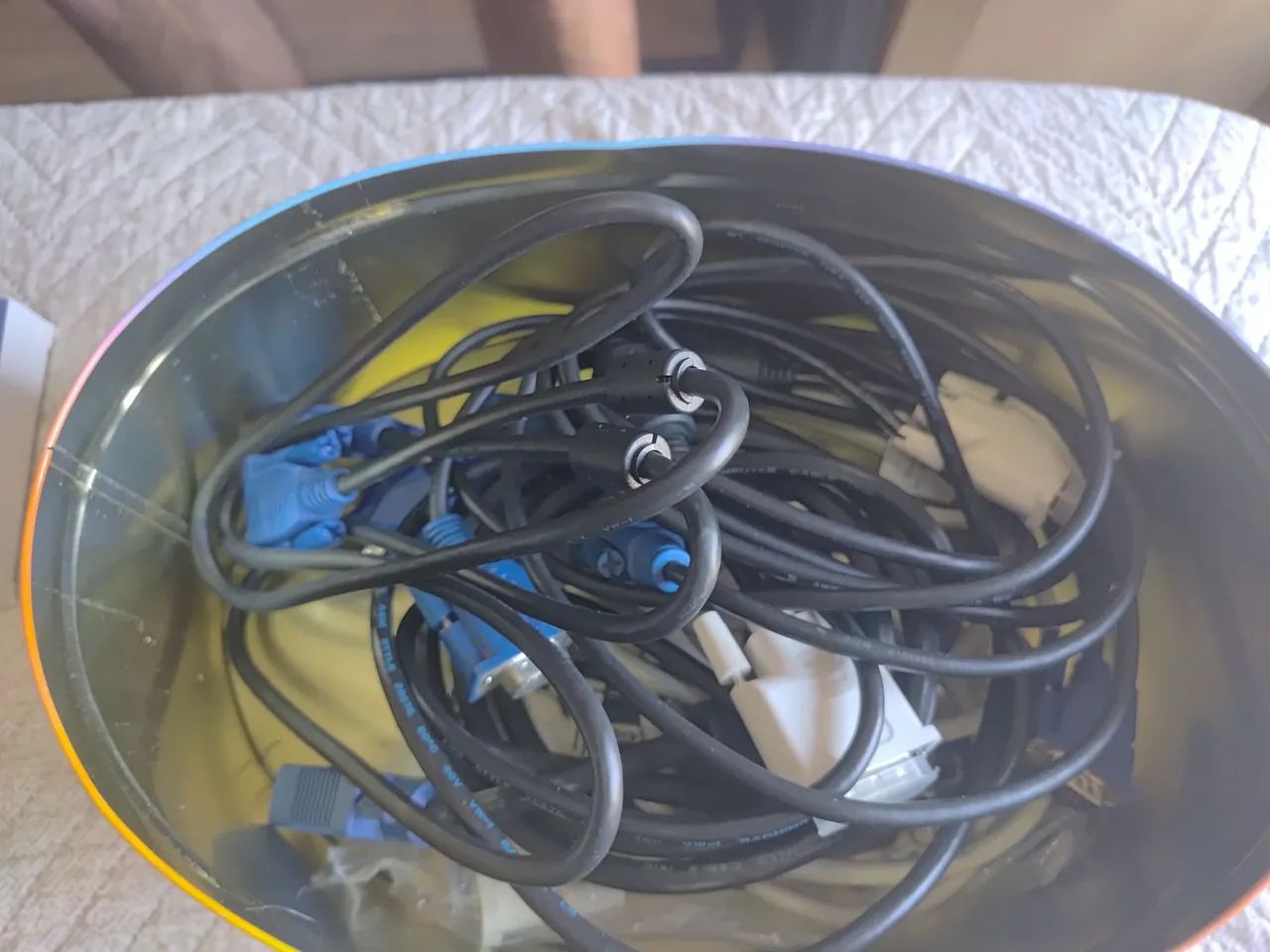 Cabos VGA e DVI- Diversos