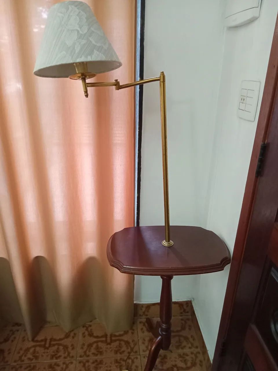 Abajur de chão vintage anos 60 lê descrição  - Foto 5