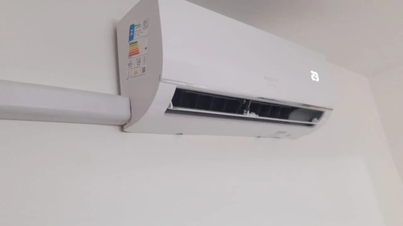 Eletricista  e técnico  em refrigeração 