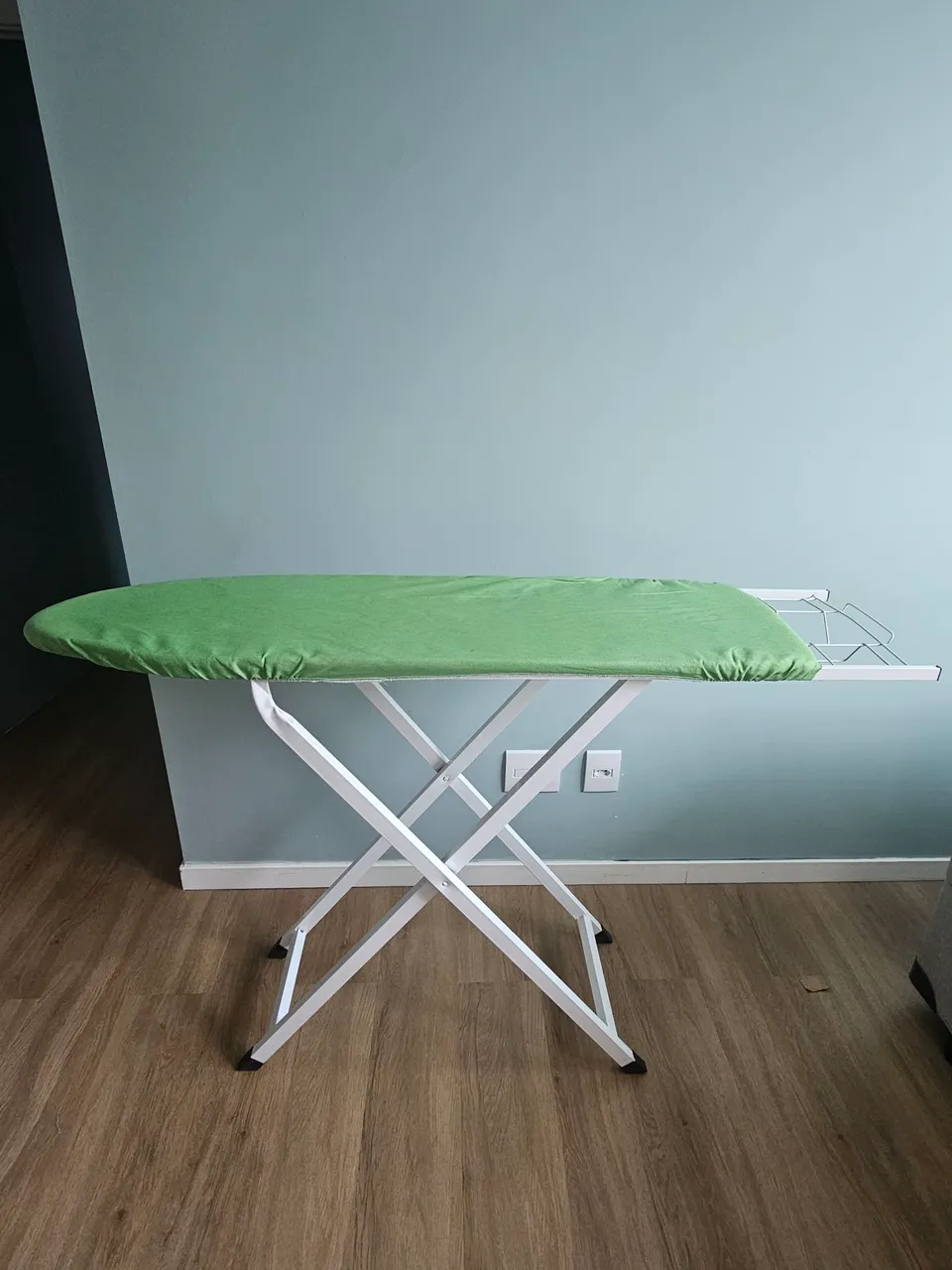 Tábua de Passar Roupa Dobrável