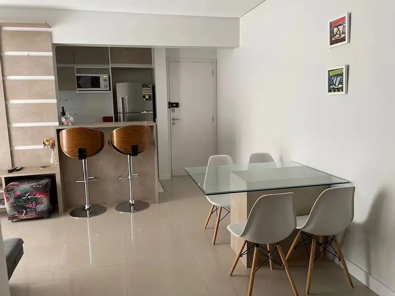 Imóvel para aluguel possui 125 metros quadrados com 2 quartos em Portão - Curitiba - PR