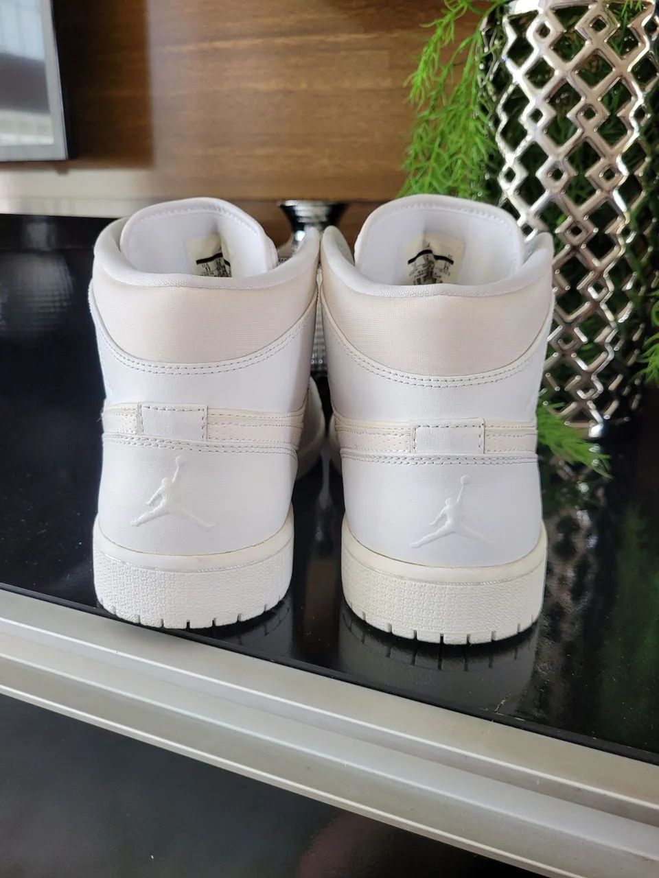 Tênis Air Jordan 1 Mid Branco - Foto 2