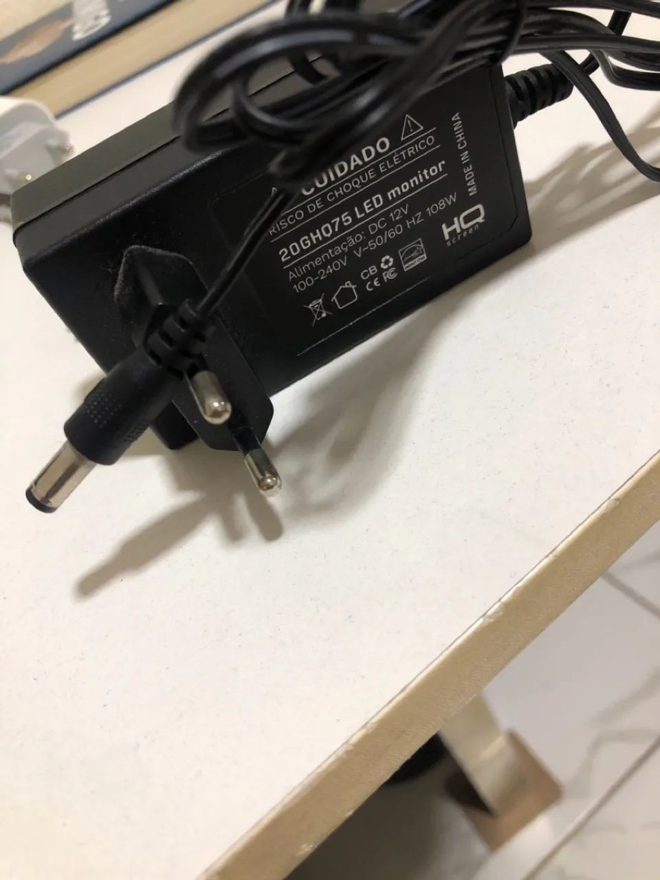 Monitor LED HQ 20GH075 12V - Foto 2